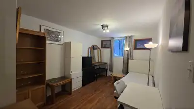 Room for Rent – Côte-des-Neiges (CDN) – All Included Nice and cozy room available for rent in CDN, c...