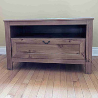 One Drawer Cabinet / TV Stand 