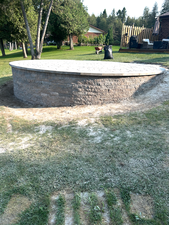Rock Solid Hardscaping Plus529836158412410882