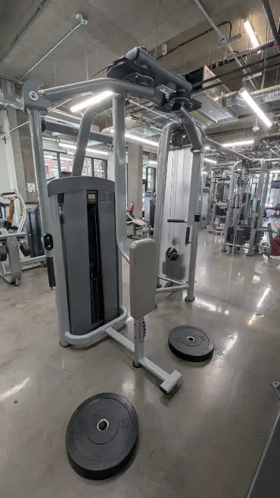 Pec Fly / Rear Delt Gym Equipment, View more