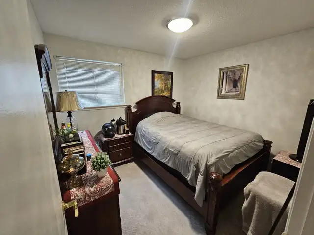 PRIVATE ROOM FOR RENT