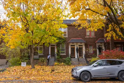 NDG – LOWER DUPLEX (Between Sherbrooke and Monkland) 5 bedrooms (3 ground floor, 2 in finished basem...