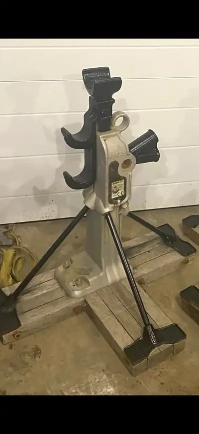 Simplex reel jacks 3 in total, View more