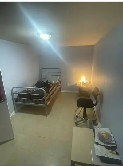 room for rent