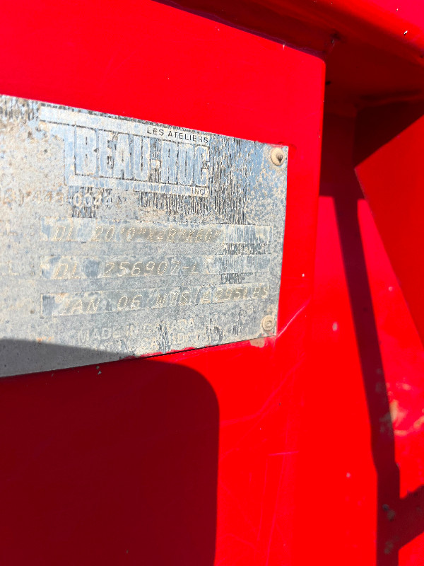 20 foot BEAU-ROG dump box and hoist in Heavy Equipment in Kingston - Image 3