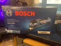 New Bosch GOP12V-28N 12V max Starlock oscillating multi-tool