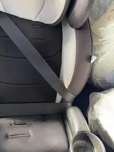 Evenflo Car seat  2 in 1, View more