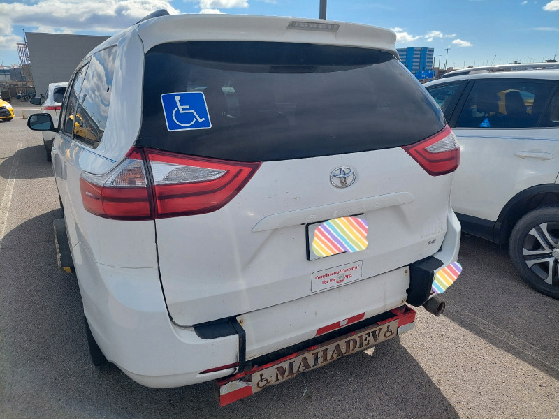 2015 toyota sienna wheelchair van taxi Cars & Trucks Calgary Kijiji