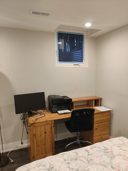 Furnished Legal Basement, 1 Bed, Utilities Incl. 2