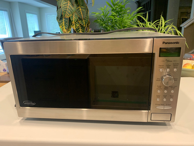 Microwave | Microwaves & Cookers | Calgary | Kijiji