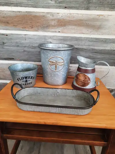 Lot 4 pots aluminium galvanisé, View more