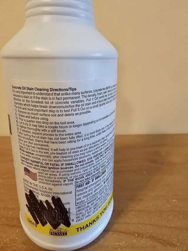 Pick It Up Oil Stain Remover in Other in Red Deer - Image 3