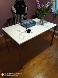 IKEA desk with metal stand 