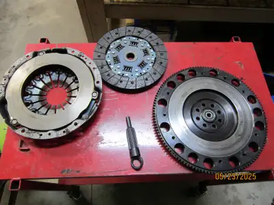 Used about 2000 miles. The light weight flywheel definitely makes the car faster but my wife hated b...