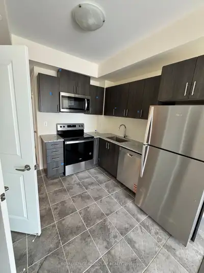 AMAZING - BRAND NEW HOUSE FOR RENT IN SCARBOROUGH