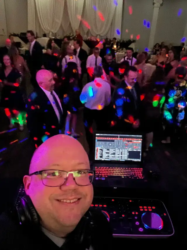 Wedding DJ service, custom playlists, transition mixing62864358278785122