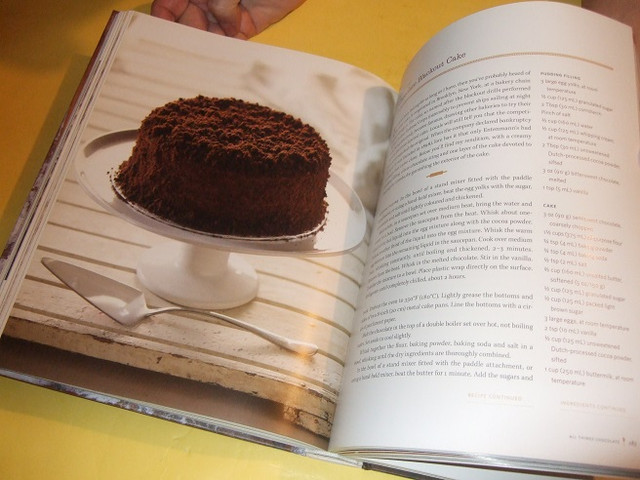 Baking cookbook Cookies Muffins Biscuits & Scones Breads Pies in Non-fiction in Oakville / Halton Region - Image 4