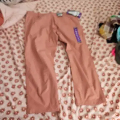 Pantalon neuf kirland taille 14, View more