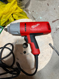 Milwaukee 1/2 impact wrench