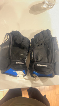 Warrior Junior Hockey Gloves
