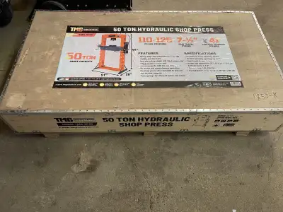 Brand new, never used! Model: TMG-SP50 Force: 50 Ton Pressure: 110–125 PSI Ram Stroke: 7.5″ Opening:...