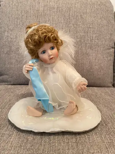 Ashton Drake porcelain angel doll. Excellent condition In Midland
