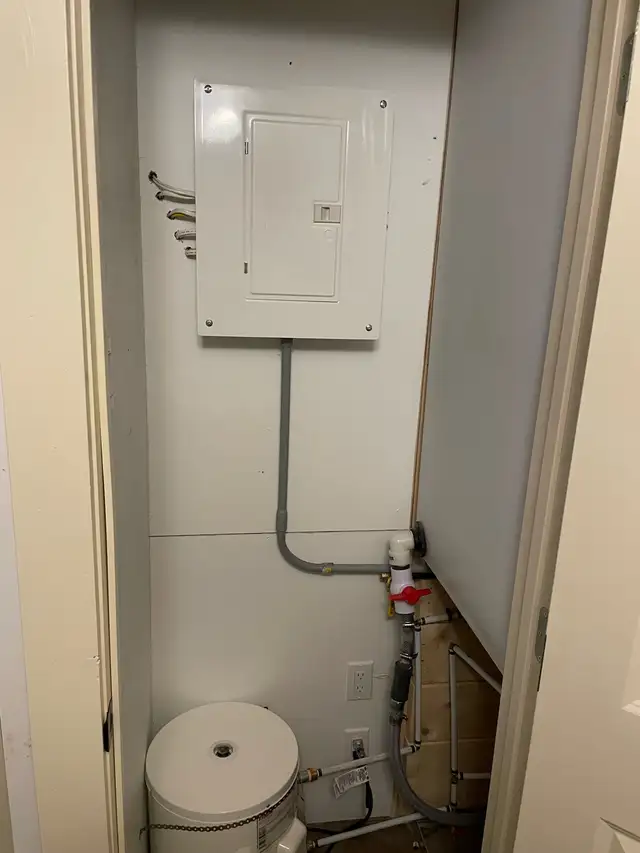 Cabin for Sale in Other in Grande Prairie - Image 11