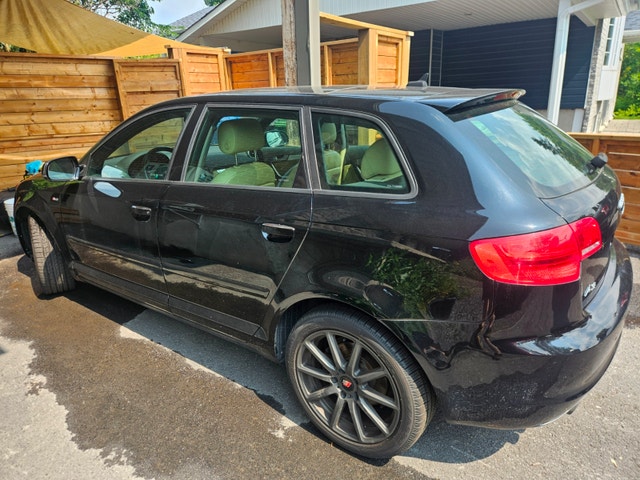 Audi A3 Quattro 2012 — photo 2