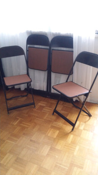 Set of 4 Vintage Metal Folding Chairs