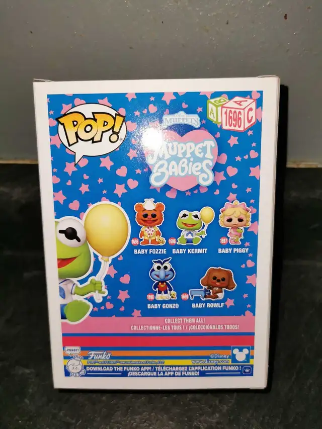 Baby Kermit Funko Pop in Arts & Collectibles in London - Image 4