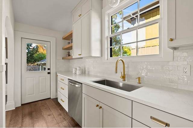 Seasonal Sale on Quartz KITCHEN COUNTERTOPS in Cabinets & Countertops in Barrie - Image 4
