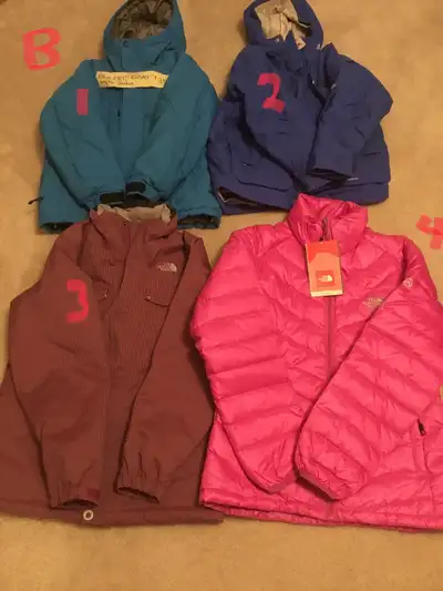 1 $35.00 MEC Toaster size 8 2 $20.00 Four Square size S 3 $10.00 North Face size X 4 $50.00 NEW Nort...