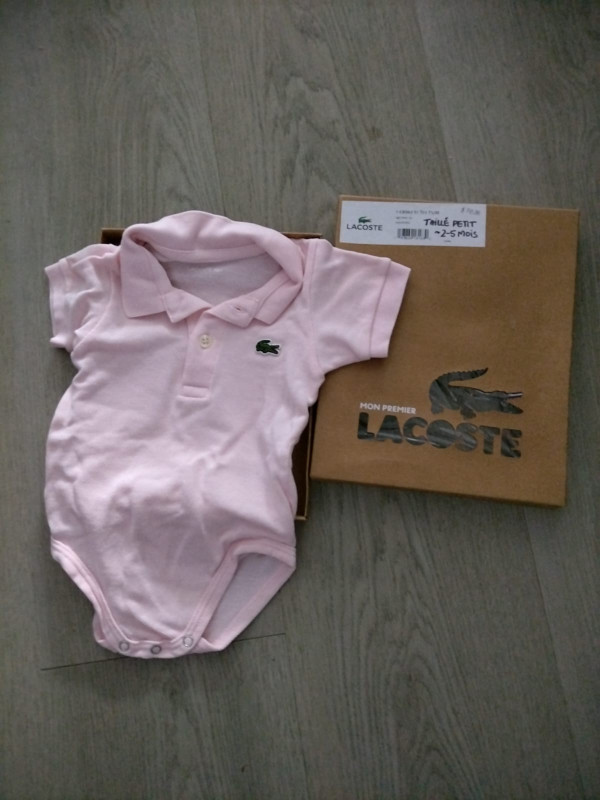 Body Polo Lacoste fille  2-5 mois in Clothing - 3-6 Months in City of Montréal