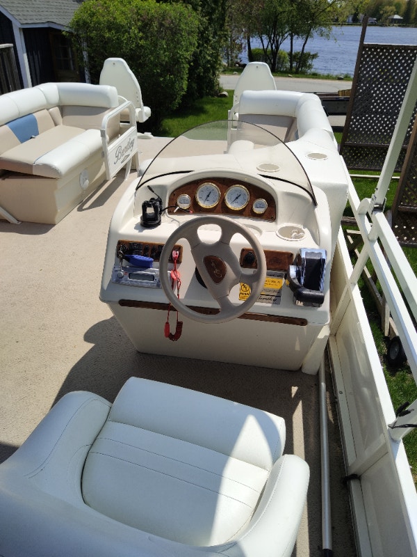 2008, 24 foot pontoon boat Powerboats & Motorboats Peterborough