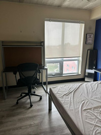 Summer Sublet Near Campus: Furnished Student Room