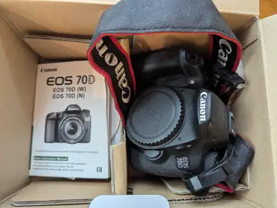 Canon EOS 70D 20.2 MP Digital SLR Camera with Dual Pixel CMOS AF - practically new Body Only: $350 C...