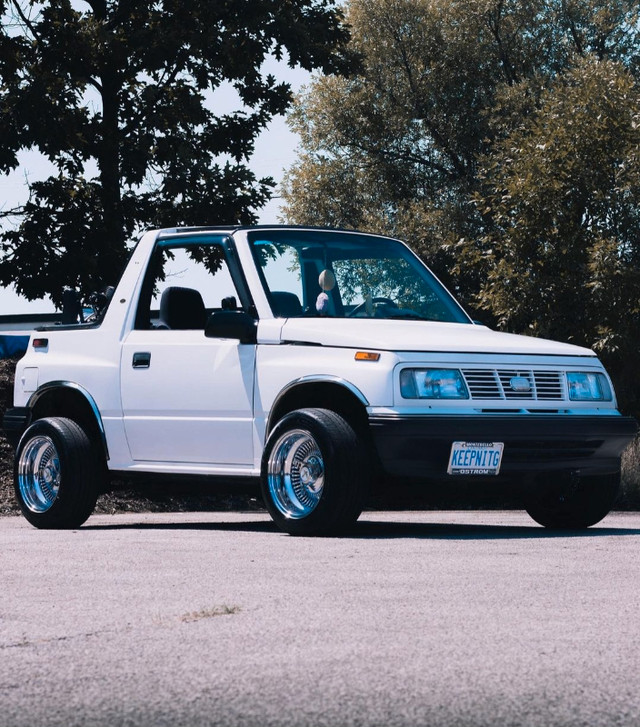 1995 geo tracker CLEAN in Classic Cars in City of Toronto - Image 2