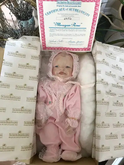 Ashton Drake Porcelain Doll “Meagan Rose” Smoke free home