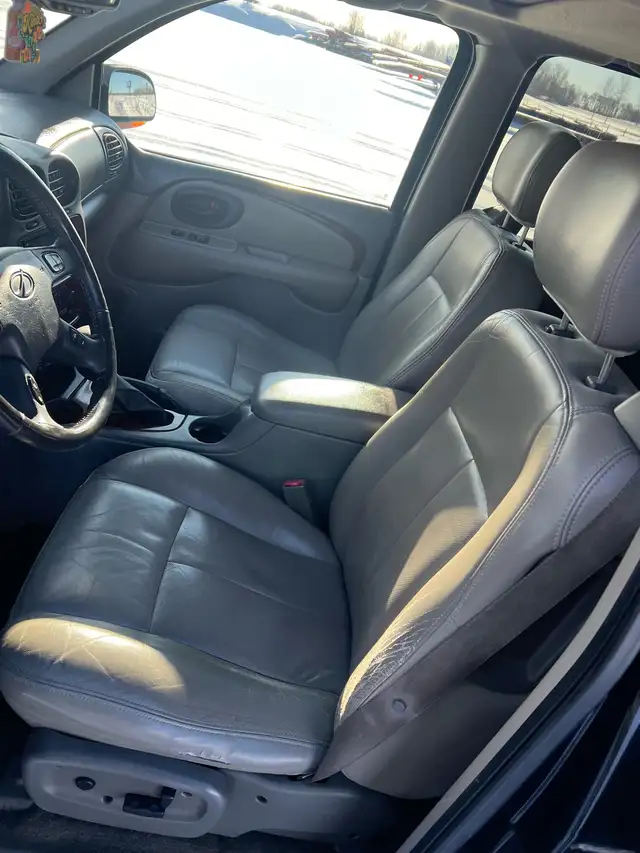 2003 Bravada in Cars & Trucks in Grande Prairie - Image 10