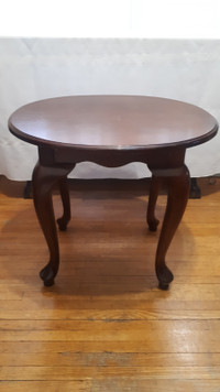 Oak Queen Anne Coffee and Side Table!  Elegant and Solid!