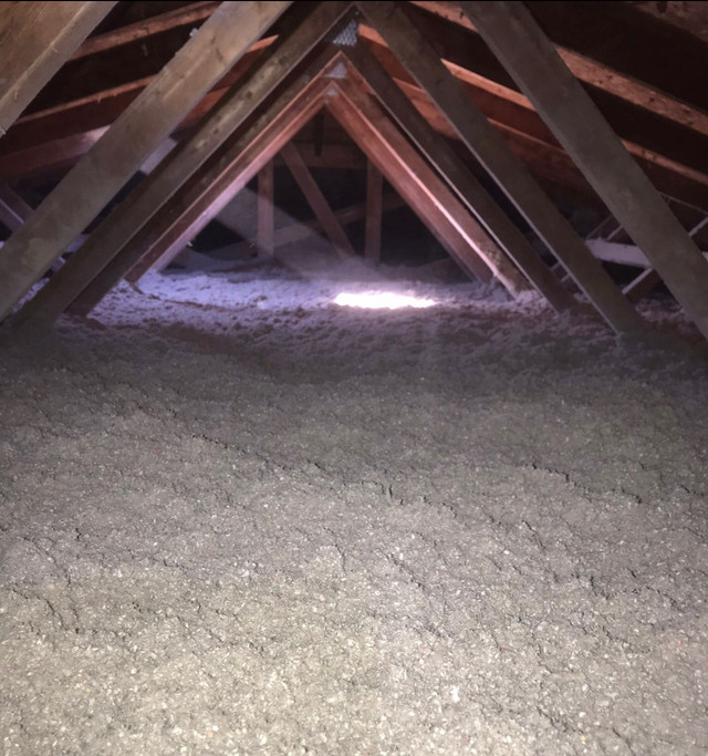Attic Insulation in Other in Mississauga / Peel Region - Image 2