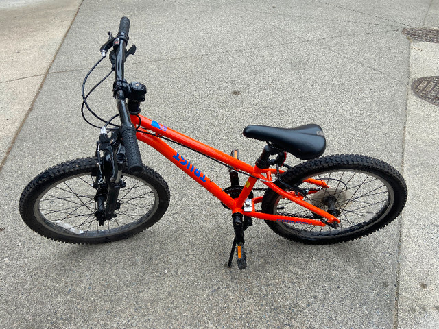 Kids Garneau TRUST 20 Bike 20” in Kids in Nanaimo
