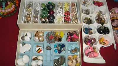 ** Great for costumes, crafts or to accessorize outfits. ** Ladies 50's clip on earrings, pearl, bea...