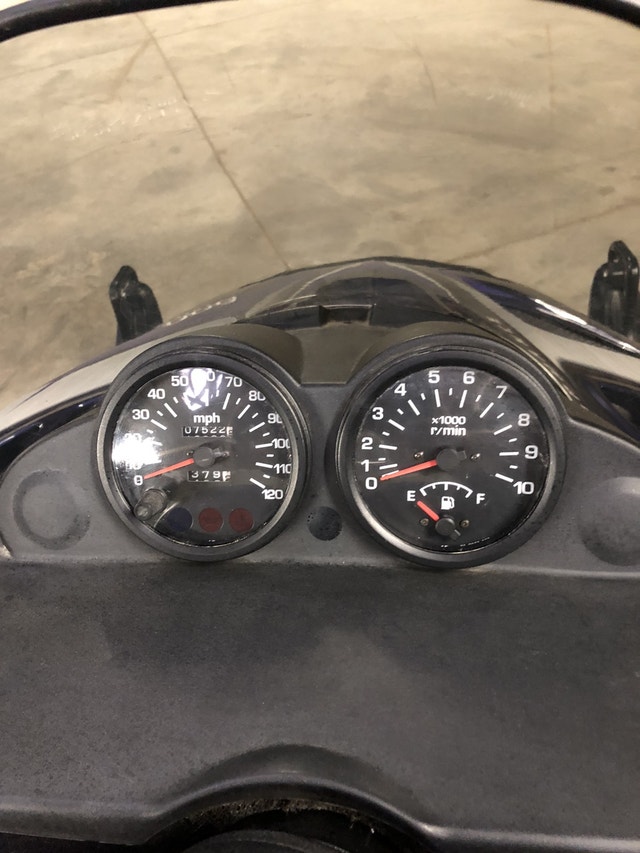 2003 Yamaha Vmax 600 Triple. Snowmobiles Windsor Region Kijiji