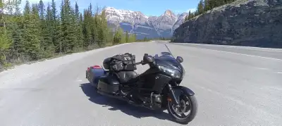 Well cared for gold wing F6B with trailer
