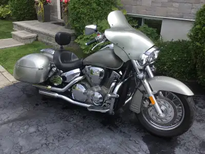 The bike has 52600 KM and too many upgrades to name them. All original parts will also come with the...