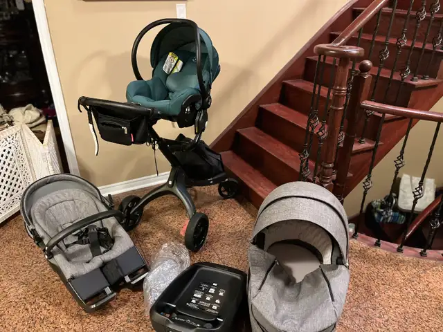 Stokke stroller V6 with bassinet . (car seat extra cash) in Strollers, Carriers & Car Seats in Markham / York Region - Image 7
