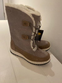 New Women’s Sperry Waterproof Winter Boots