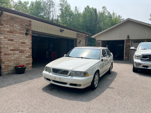 1999 Volvo S70