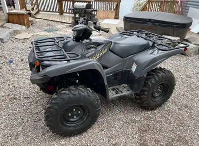 LISTING FOR A CLIENT IN CLIENTS BUSINESS NAME 2018 Yamaha Grizzly 700 EPS (1,392KM'S) Experience the...